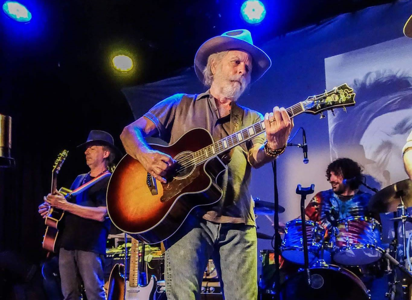 Bob Weir, Steve Kimock, Lukas Nelson, Wavy Gravy & More Honor John Perry Barlow at private Sweetwater Memorial